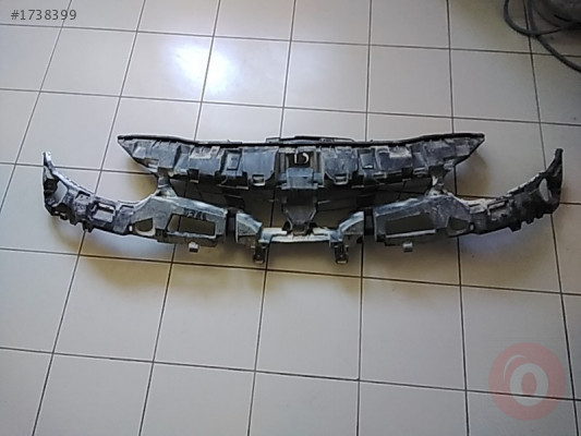 Renault fluence 13 sonrası  tampon iç takviyesi 620366815R