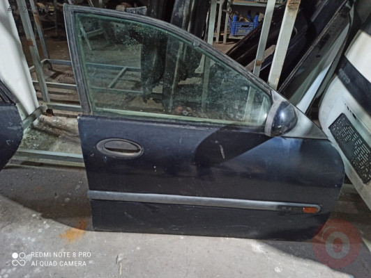 RENAULT LAGUNA 1 SAĞ ÖN KAPI SOL ÖN KAPI KUŞAĞI KAPI BANDI K