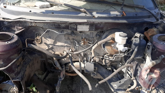 mazda 626 çıkma cam önü ızgarası