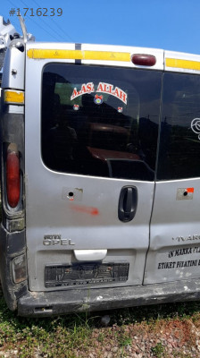 opel vivaro trafic çıkma dolu bagaj kapağı