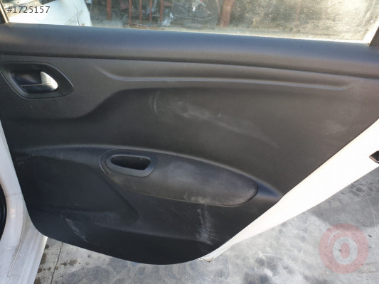 peugeot 301 2014 sağ arka  kapı döşemesi (son fiyat)