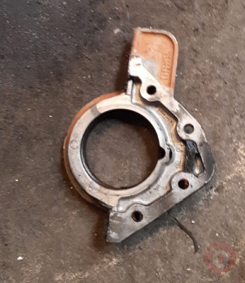 1996 2001 model opel movana 2.8 çıkma eksantrik mili ön kapa