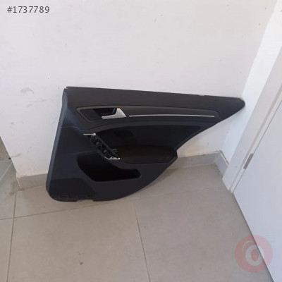 5G6867212 KAPI KARTONU SAĞ ARKA GOLF 7 2012>>2020 FARKLI