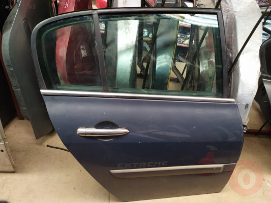 RENAULT LAGUNA ORJ ÇİKMA SAĞ ARKA KAPI GÜL OTOMOTIV