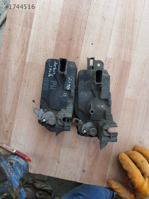 OPEL ASTRA H ARKA SAĞ KAPI KİLİDİ 13210739