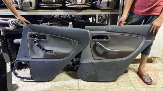 2006 SEAT CORDOBA SAĞ ARKA KAPI DÖŞEMESİ ORJ ÇIKMA