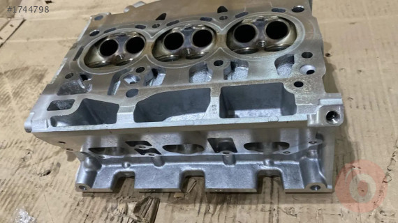 04C103063N-04C103063K 1.0  TSİ CHZ CHY MOTOR SİLİNDİR KAPAĞI