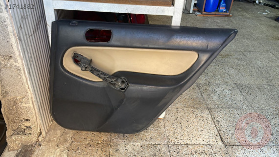 2000 HONDA İES SAĞ ARKA KAPI DÖŞEMESİ ORJ ÇIKMA