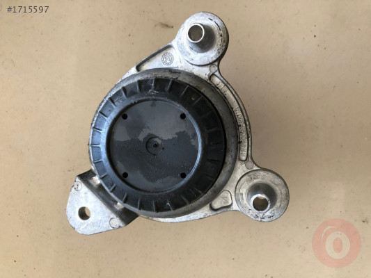 MERCEDES VİTO W447 MOTOR TAKOZU SAĞ ÖN A4472411400