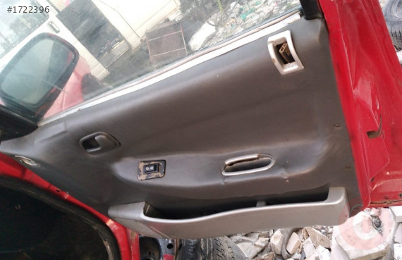 1996 kia sephia 1.6 16v benzinli sökme sağ ön kapı döşemesi