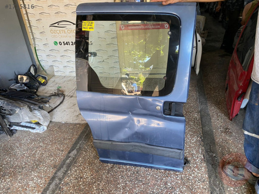 CİTROEN BERLİNGO SAĞ SÜRGÜLÜ KAPI CAMI 1998-2008 MODEL