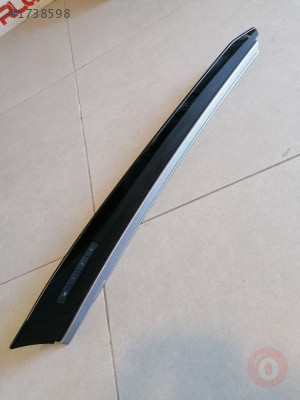 760867410E SAĞ ÖN KAPI İÇ SÜS ÇITASI