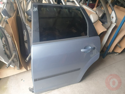 ford focus 2 2007 sw çıkma orjinal sol arka kapı (-son fiyat)