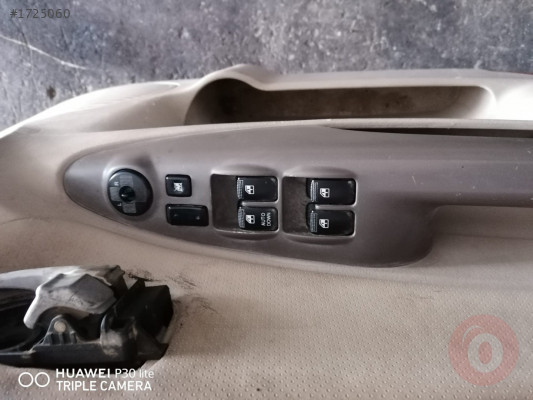 TUCSON 2.0 CRDI ORJİNAL DÖRTLÜ CAM KONTROL DÜĞMELERİ