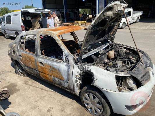 RENAULT CLİO SOL ARKA KAPI 2000-2008 MODEL