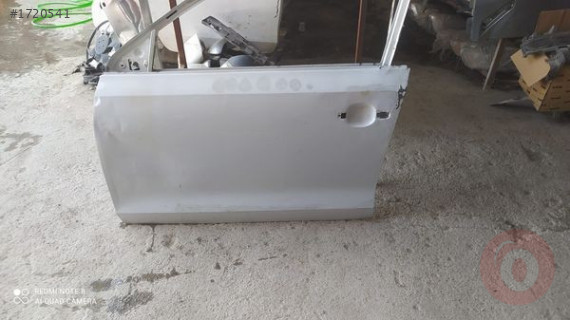 Volkswagen Jetta 2015 model sol ön kapı çıkma