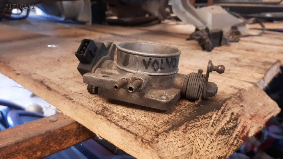 volvo 850 çıkma boğaz gaz kelebeği
