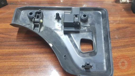 Dacia Dokker arka sağ kapı iç açma çıkma