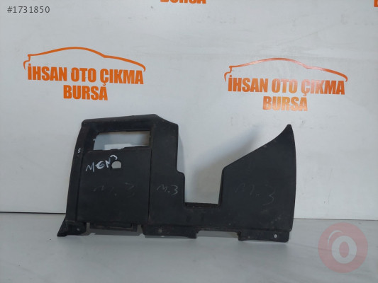 Renault Megane 3 direksiyon alt konsol plastiği