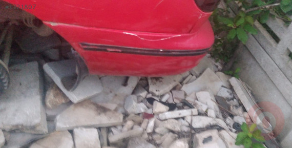 1996 kia sephia 1.6 16v benzinli çıkma  arka tampon