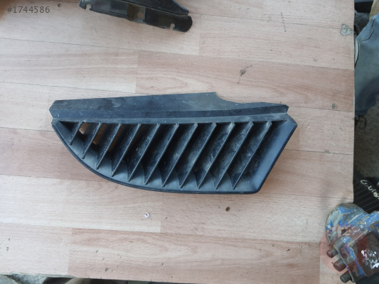 MİTSUBİSHİ COLT  SAĞ PANJUR MN127774
