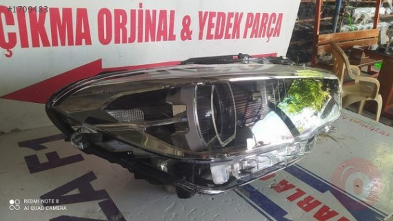 BMW 1.16 model 2016 sağ ön far çıkma
