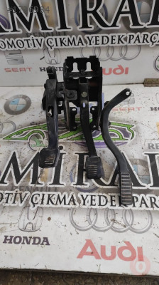 FORD ESCORT HACBACK PEDAL SETİ