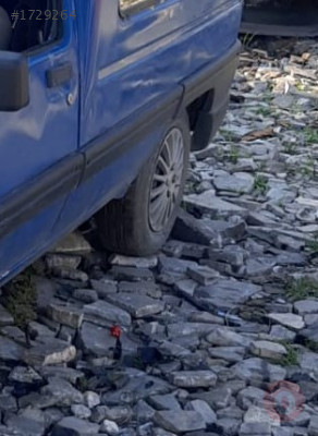 1997 renault express 1.4 benzinli çıkma sol arka jant lastik