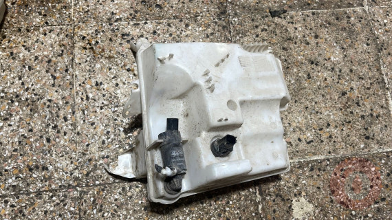 2011 FORD FOCUS CAM SİLGİ SU DEPOSU ORJ ÇIKMA