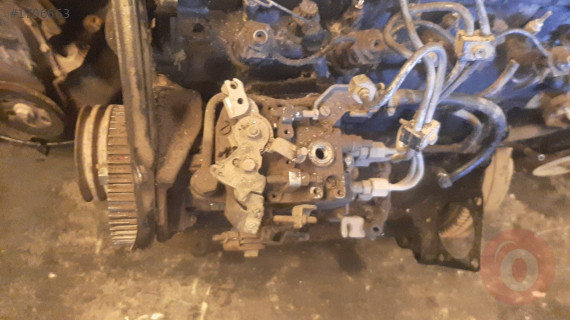 mazda e2200 2.2 çıkma mazot pompası