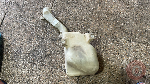 2000 HONDA CİVİC CAM SİLGİ SU DEPOSU ORJ ÇIKMA