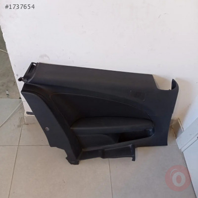 1K8867043BJ KAPI KARTONU SOL SCİROCCO 2015>>2018