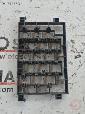 1J1941379 volkswagen bora tesisat fiş röle tutucu