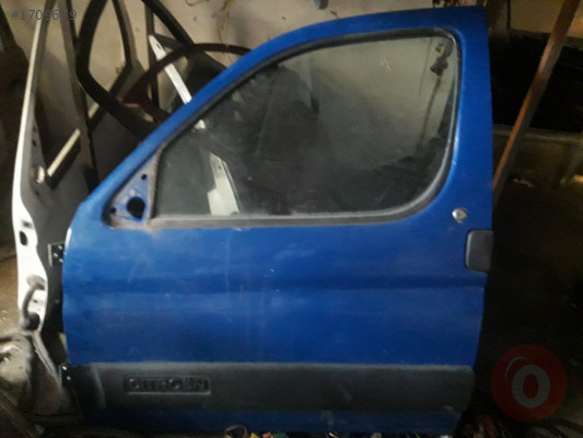 Citroen berlingo çıkma sol ön kapı