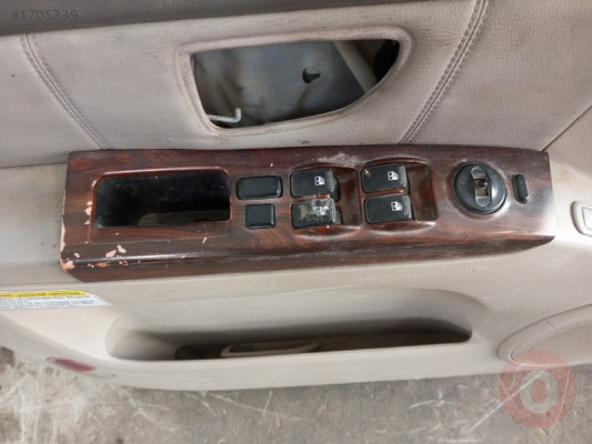 KİA SORENTO SOL CAM KONTROL DÜĞMESİ