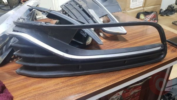 Volkswagen Polo 6 sol sis far lambası kapağı çıkma