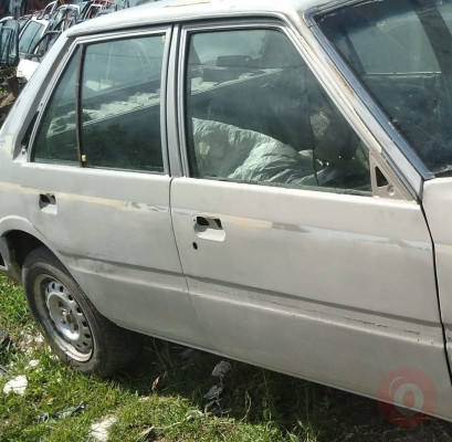 1994 model kia capital 1.8 benzinli çıkma sağ takım kapı