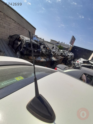 Renault Fluence Çıkma Garantili Orjinal Anten