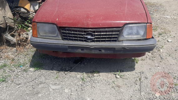 opel ascona çıkma ön tampon