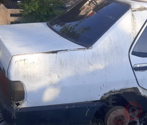 1992 tofaş şahin 1.6 karbüratörlü kesme sağ arka çamurluk