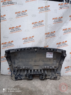 Mercedes E Class W213 Tampon Alt Muhafaza (Ön orta) dizel