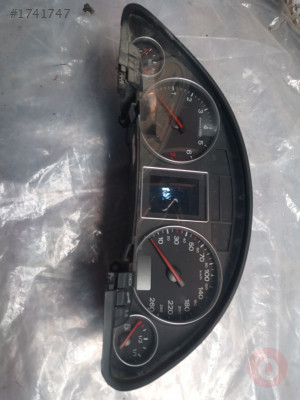 AudiA4 gösterge paneli 036901830