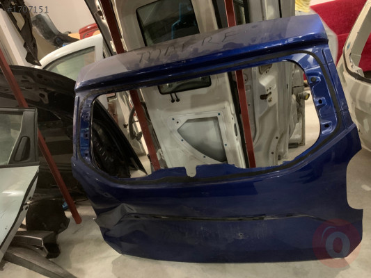 DACİA DUSTER ÇIKMA ORJİNAL ARKA BAGAJ KAPAĞI