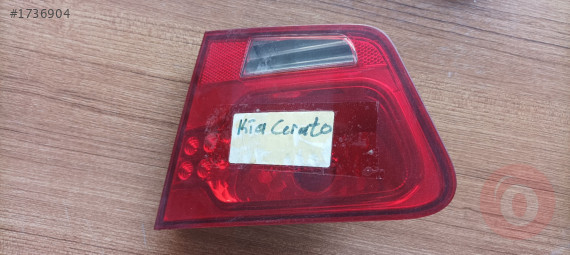 Kia Cerato sağ arka bagaj kapağı stop'u orijinal çıkma