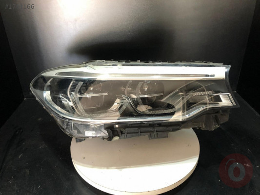 BMW G30 ADAPTİVE SAĞ FAR