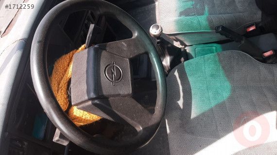 opel ascona çıkma direksiyon simidi