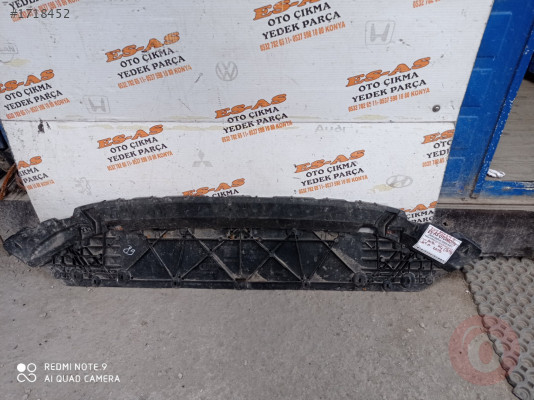 Audi A4 (B9) Ön Tampon Alt Muhafaza 2019