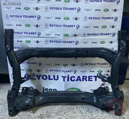 MERCEDES W205 C SERİSİ (2014-2021) ALT MOTOR BEŞİK TRAVERS