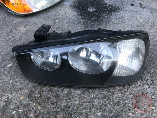Hyundaı Elantra far lambası sol 2001-2002