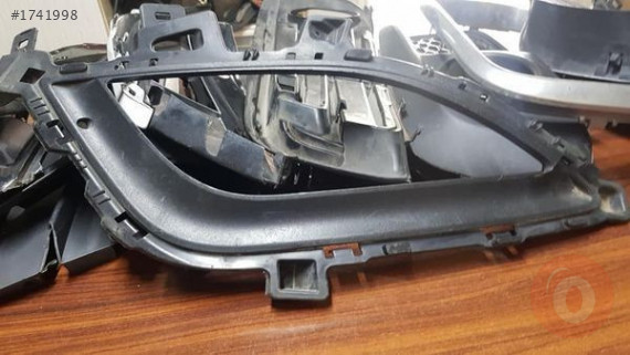 Hyundai i30 ön tampon sis kapağı sağ çıkma